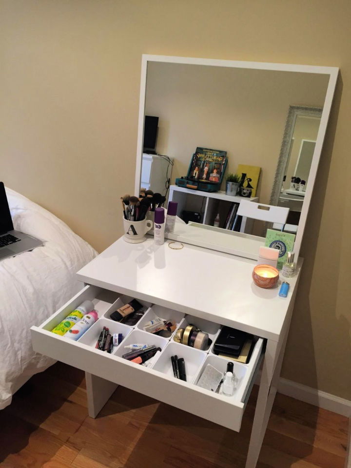Bathroom Makeup Vanity Mirror