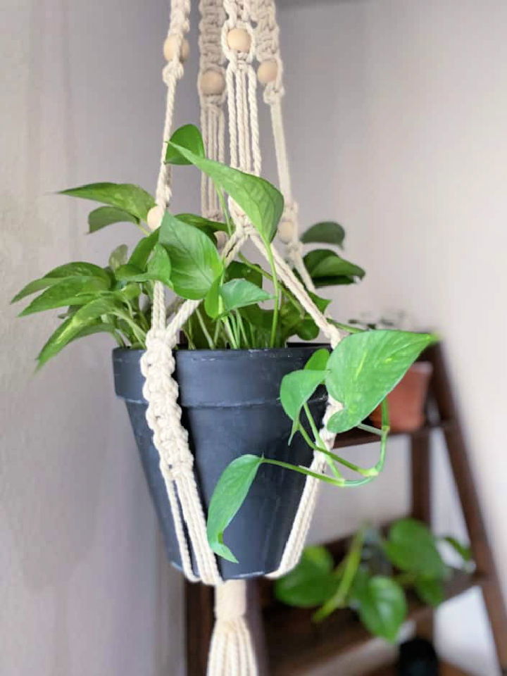 DIY Macramé Plant Hanger With Beads