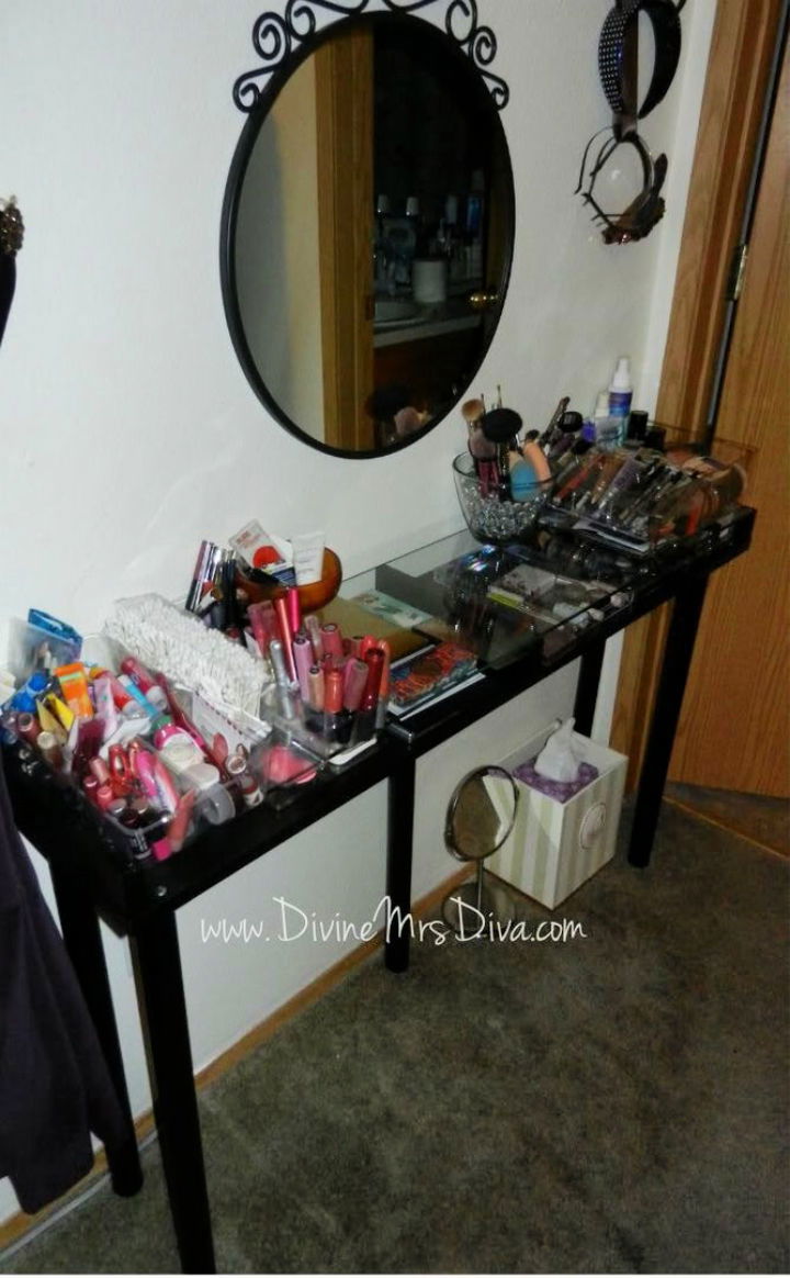 easy vanity table tutorial