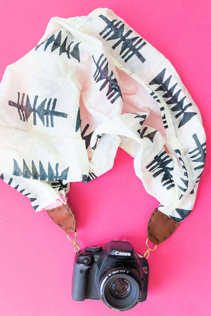Make a Camera Strap From a Scarf