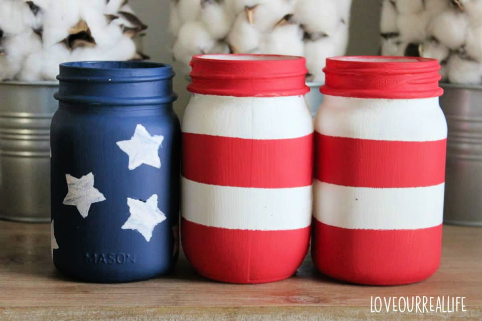 Make Your Own Patriotic Mason Jars